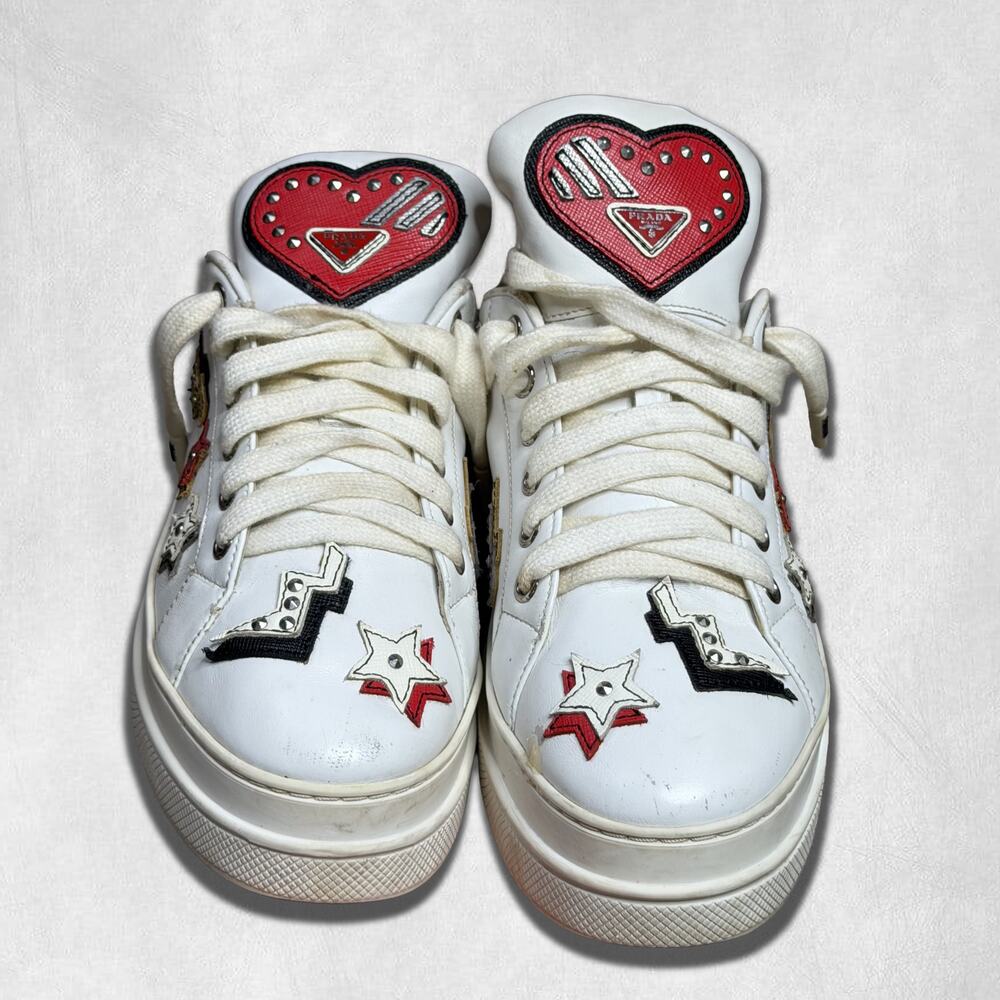 7W US (37) | Prada Robot Heart Patches White Leather Sneaker - Picture 7 of 10